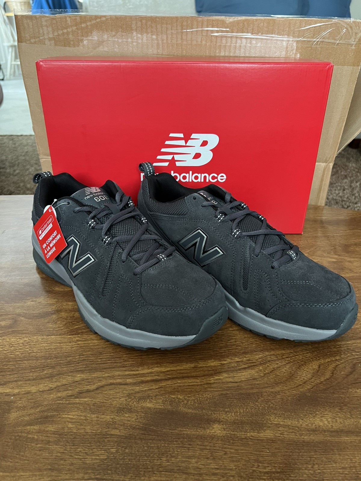 New Balance 608v5 Training Shoes Men’s Size 11 2E Wide Black/Grey MX608DG5