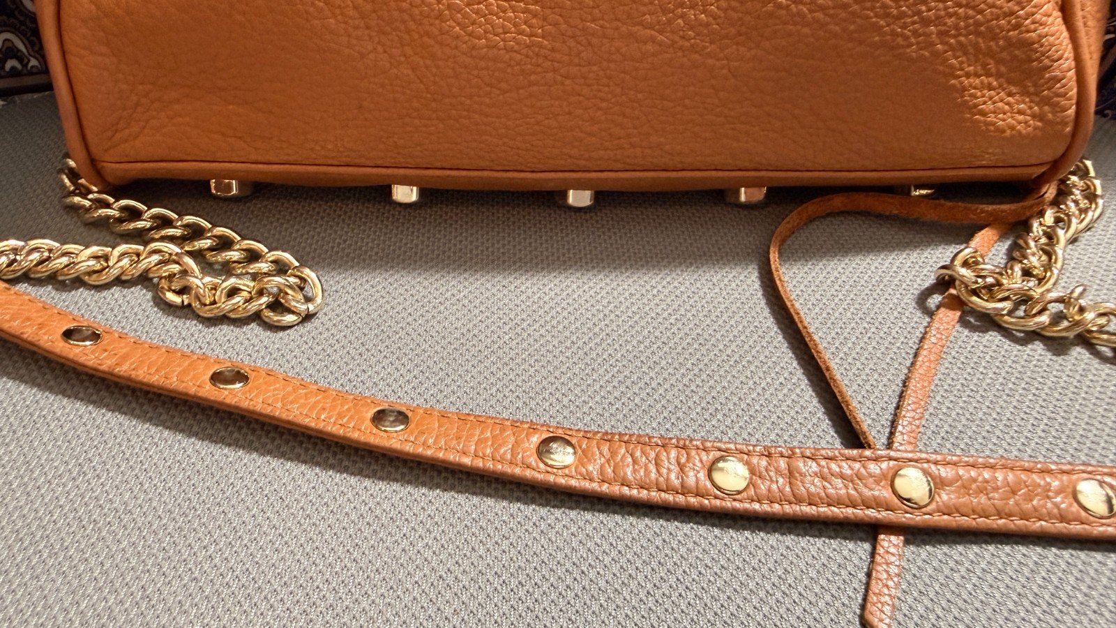 Rebecca Minkoff Pebbled Leather Shoulder Bag with Chain in Excellent Condition