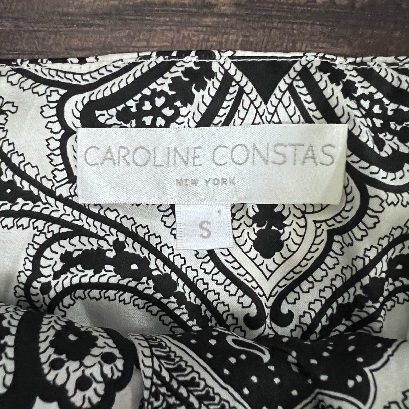 Caroline Constas Size Small Blouse Silk Cropped Tank Black white All Over Print