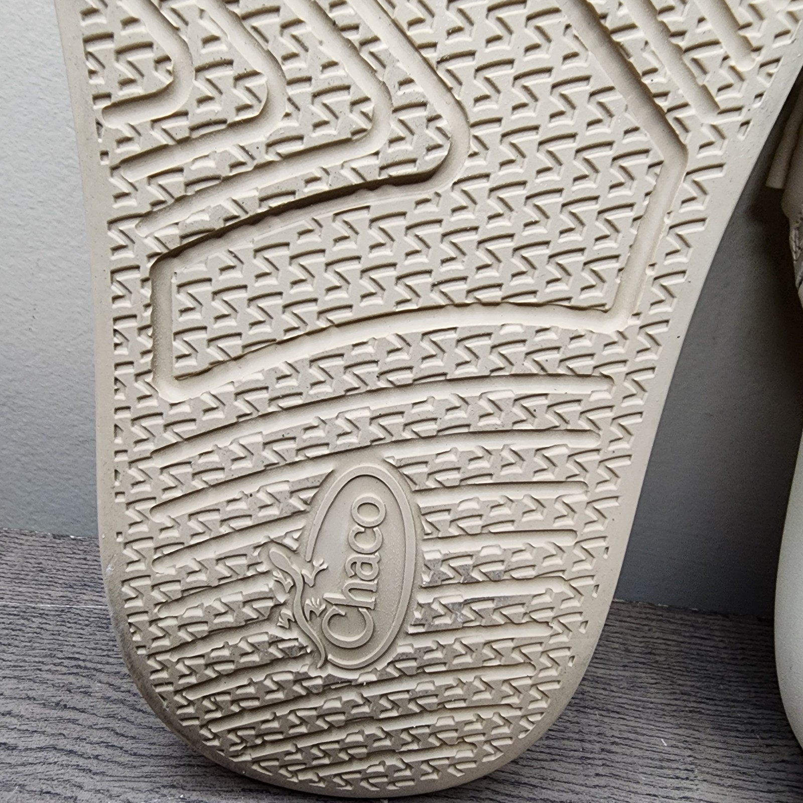 Chaco Townes Midform Slide Sandals Women’s 9 Angora Cream White Leather