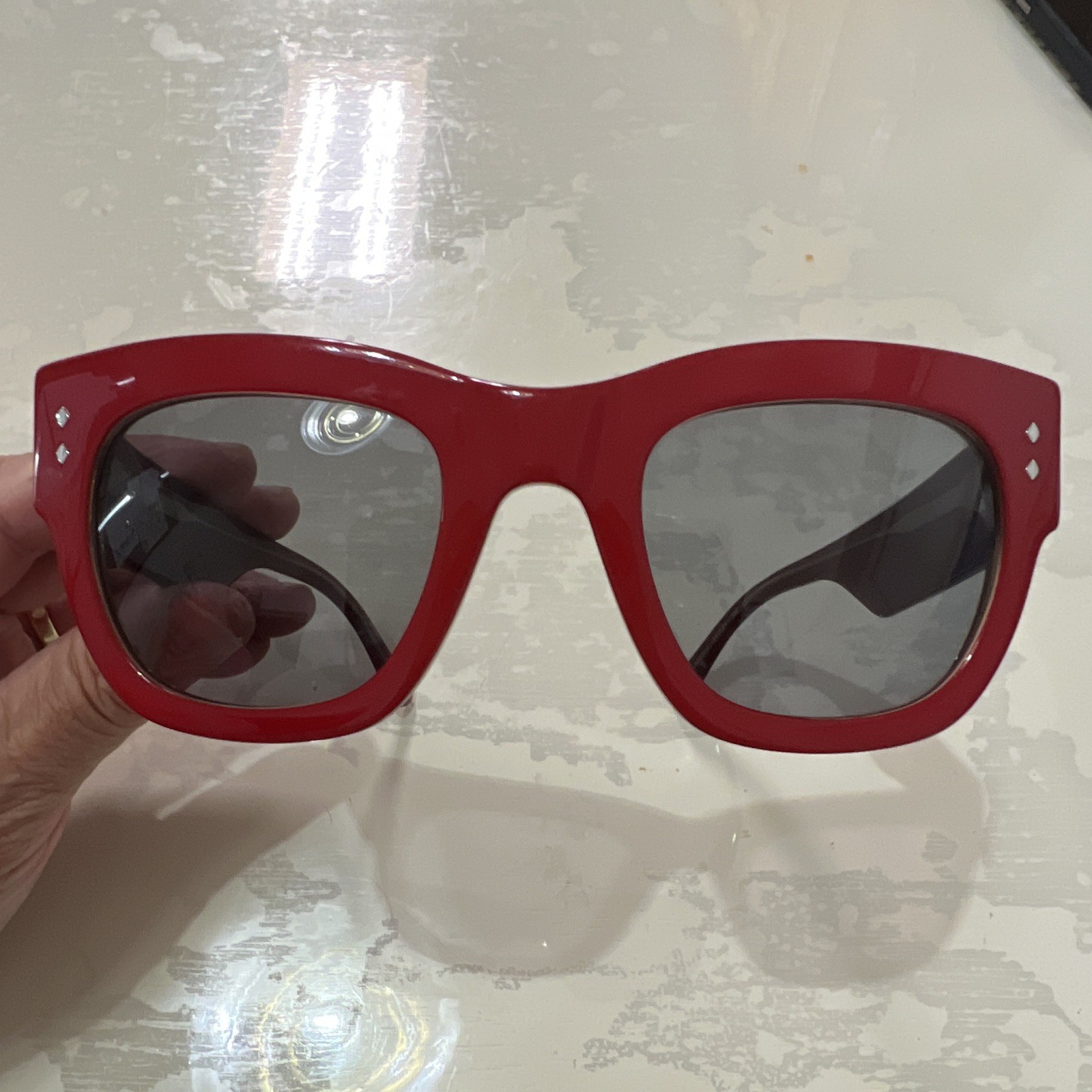 Moncler MG5385OS 51-24 Red Glossy Square Sunglasses Gray Lens Made in Italy Case