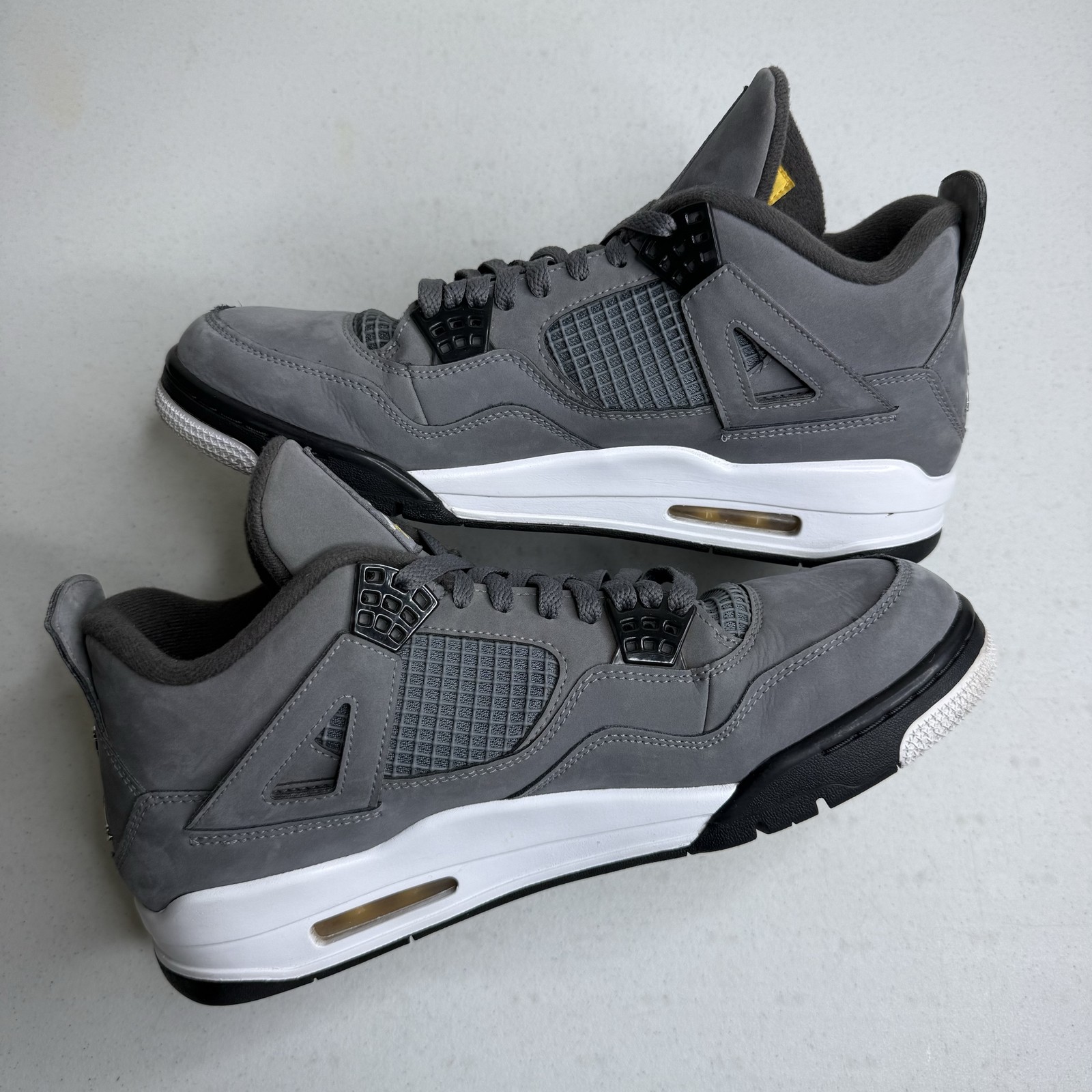 Size 11 – Jordan 4 Retro Cool Grey (2019) Very Clean