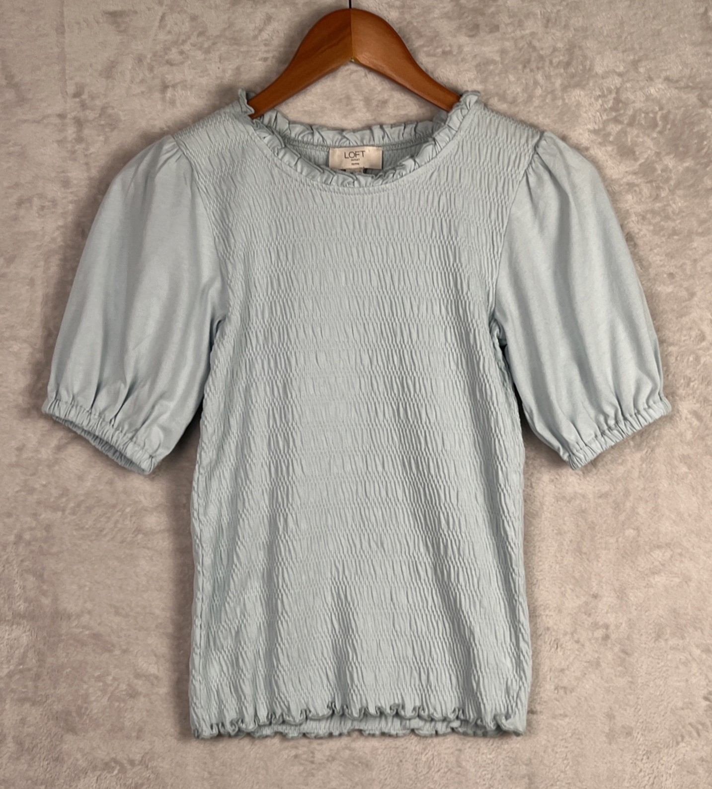 LOFT Smocked Top Puff Sleeve Petite XXS Light Blue Blouse Chic Feminine Coastal