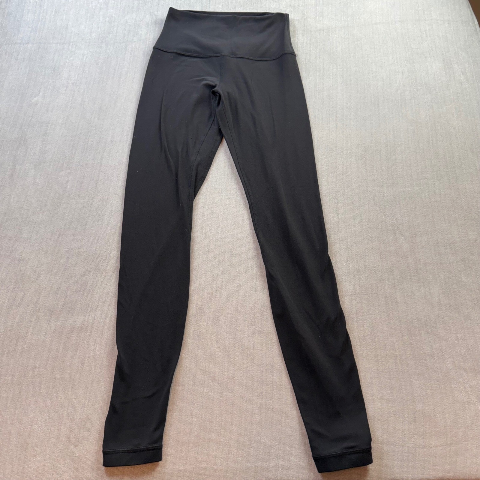 Lululemon High Rise Black Leggings Full Length Yoga Pants Size 4 28 Inseam