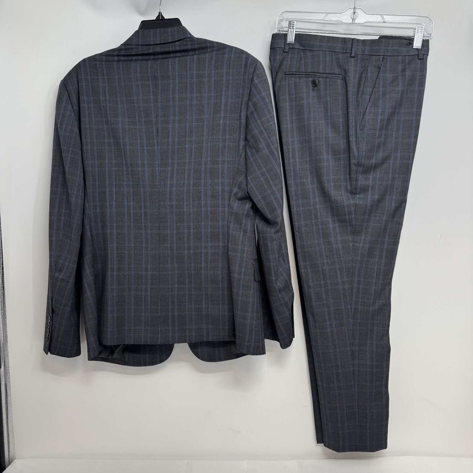 Armani Exchange 2 Piece Wool Suit 38 Pants 30WX 29L Gray/Blue Plaid