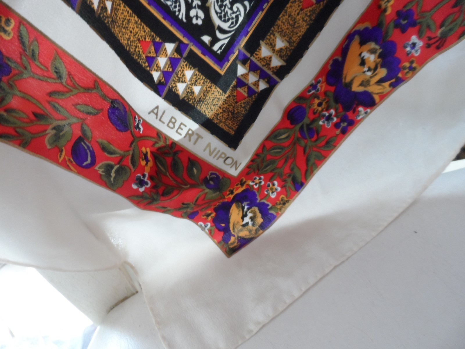 Ladies black and ivory multicolor vintage Albert Nipon silk scarf 35″ x 35.5″