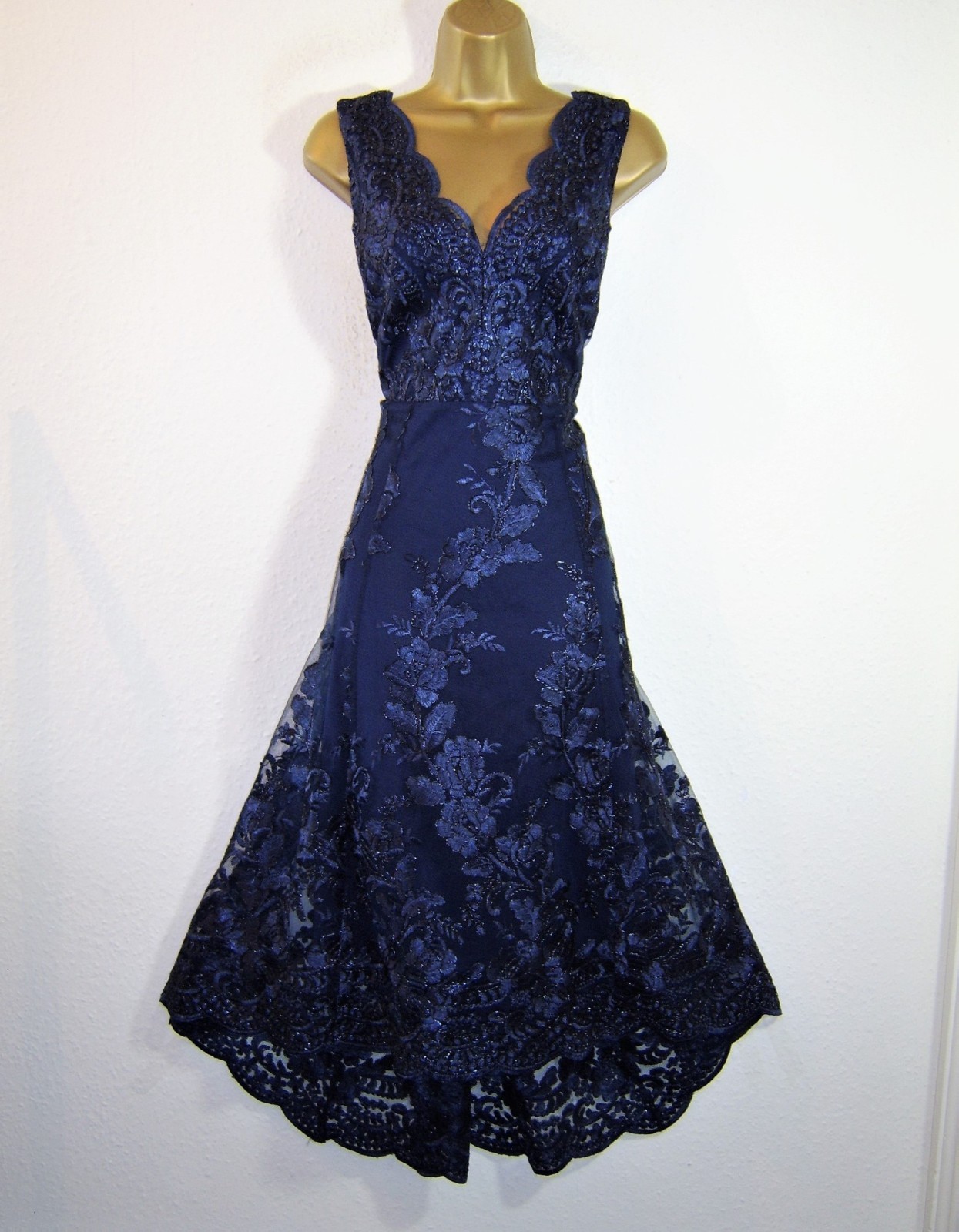 QUIZ NAVY BLUE EMBROIDERED DIP HEM WEDDING GUEST OCCASION EVENING DRESS UK 18