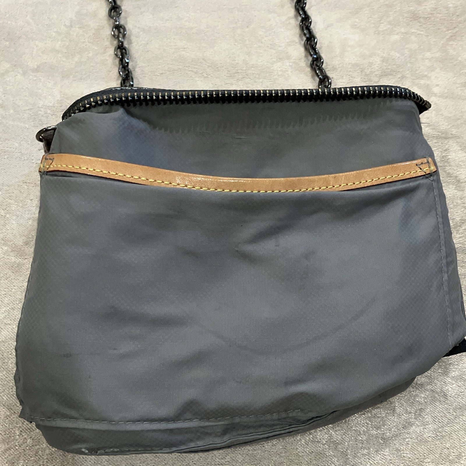 MZ Wallace Gray Zip Crossbody Bag Chain Strap Lined Pockets
