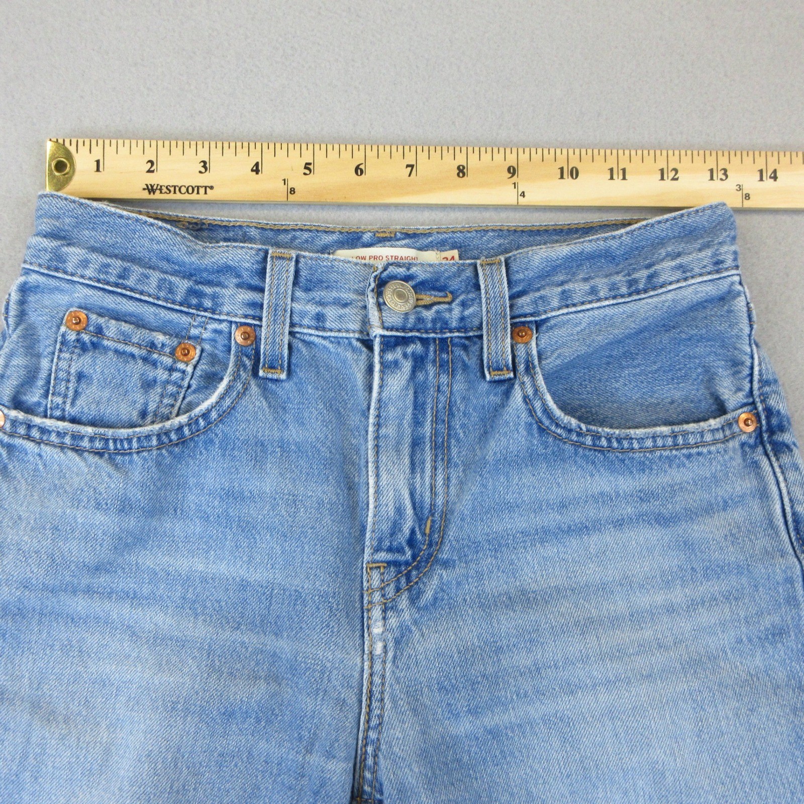 Levi’s Low Pro Straight Jeans Women W24 Light Blue Wash Denim 100% Cotton