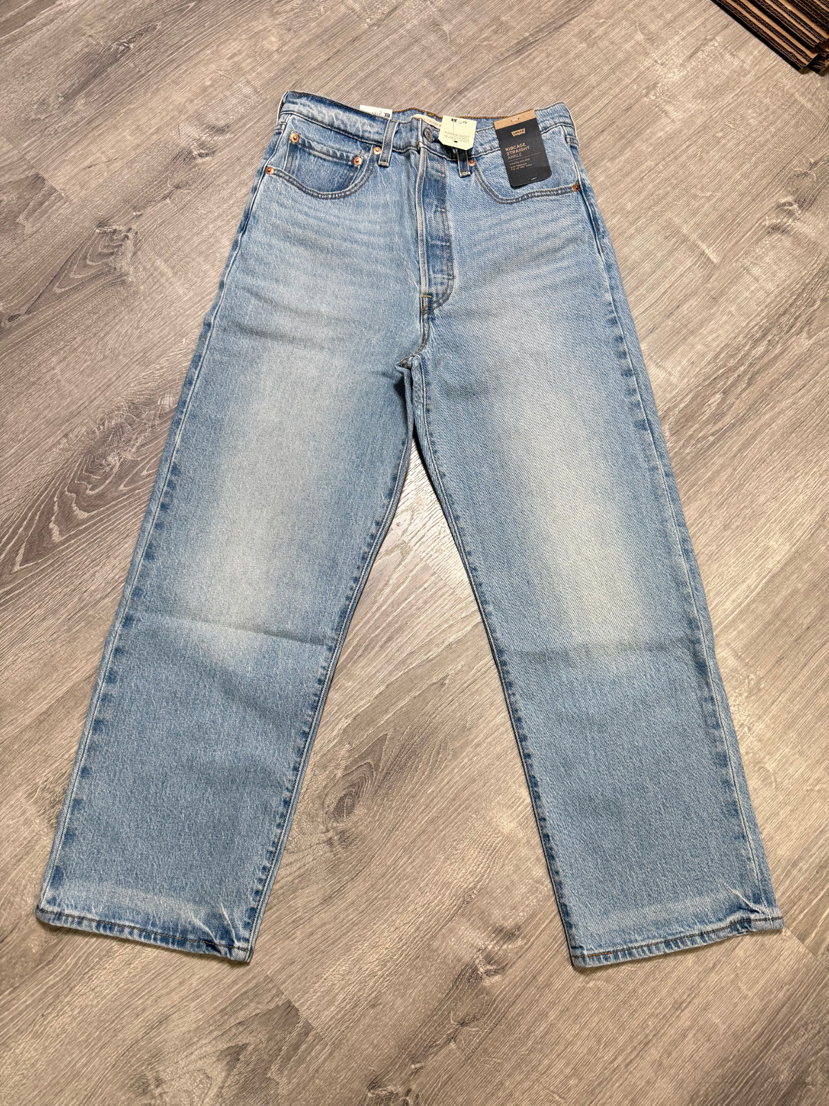 Levi’s Premium RIBCAGE STRAIGHT ANKLE Women’s Jeans – CHOOSE SIZE