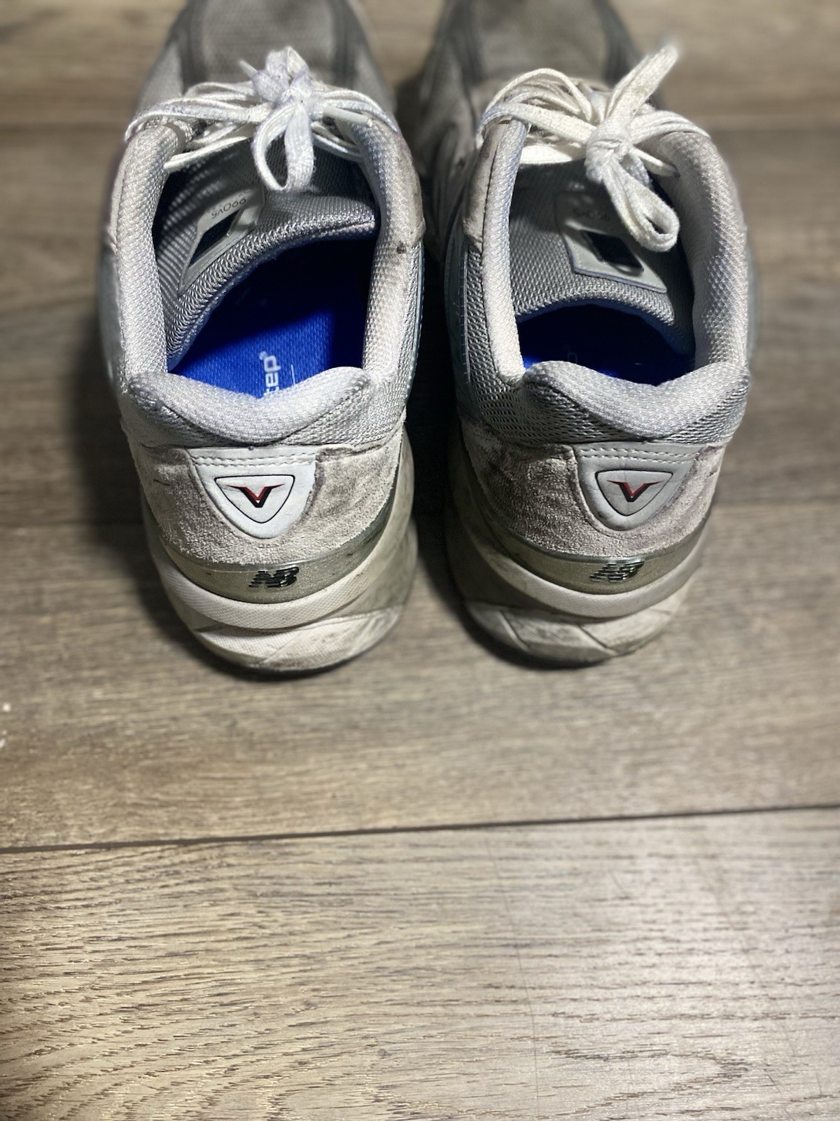 Men’s Size 13 New Balance 990 V5