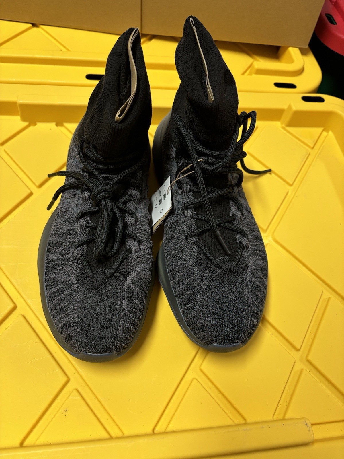 NEW with Box Yeezy Basketball Knit US Men’s Sz 10.5 Onyx