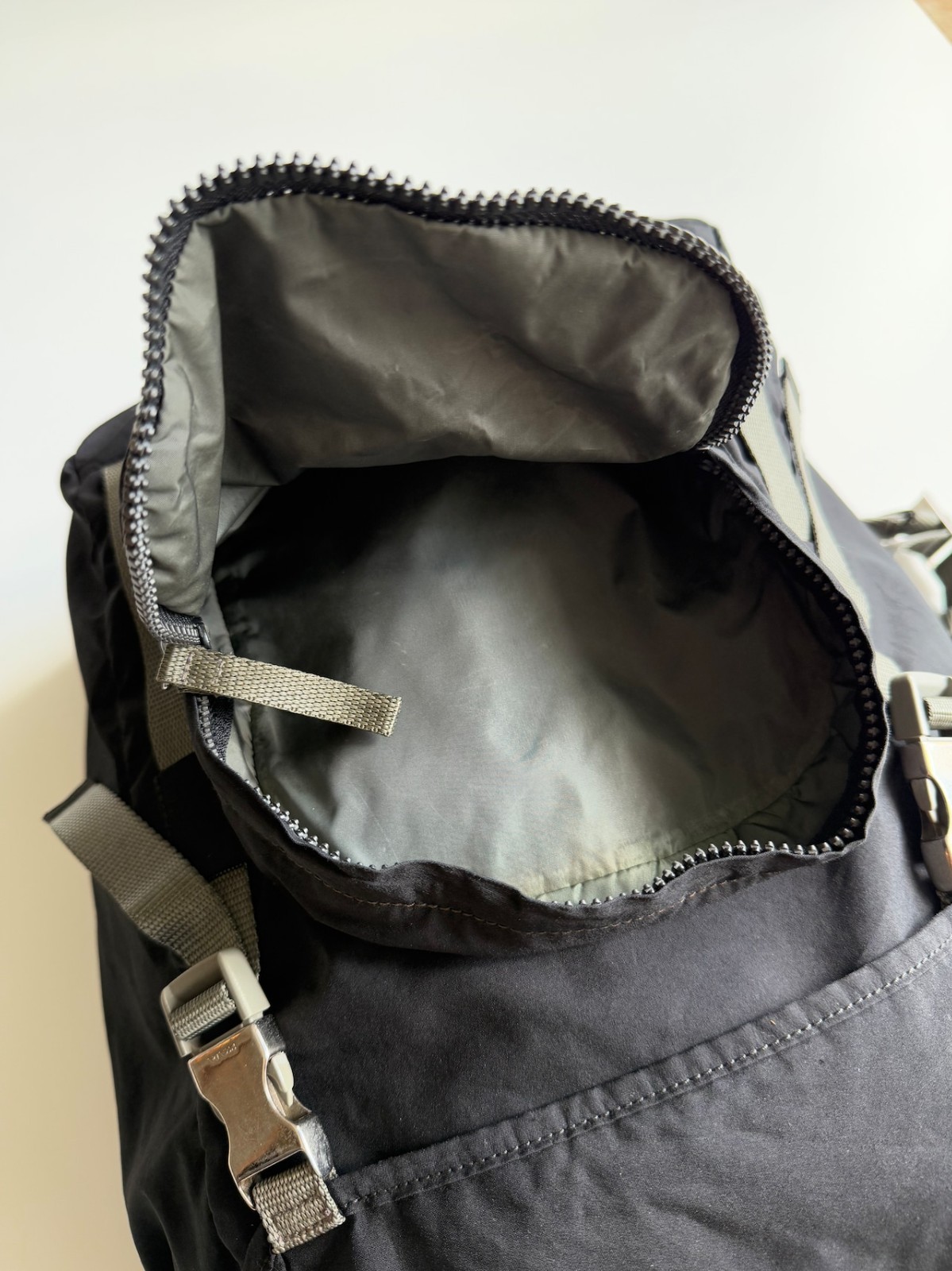 Prada Sport SS2000 Nylon Backpack Black W11.4×D7.4×H17.7in