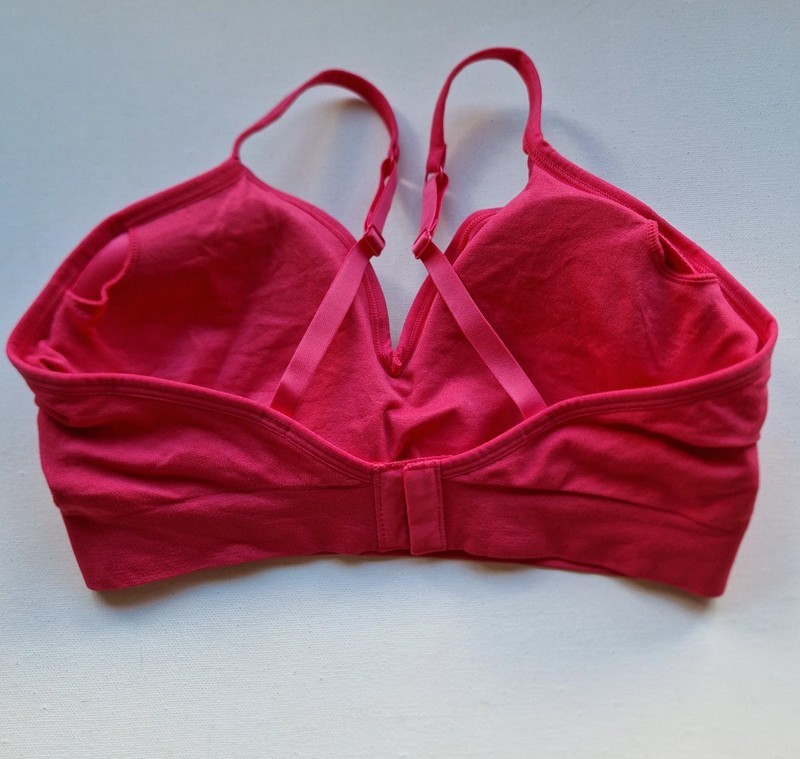 DKNY Seamless Bra Wireless Cups Fully Adjustable Soft Stretch Fabric Pink Size L