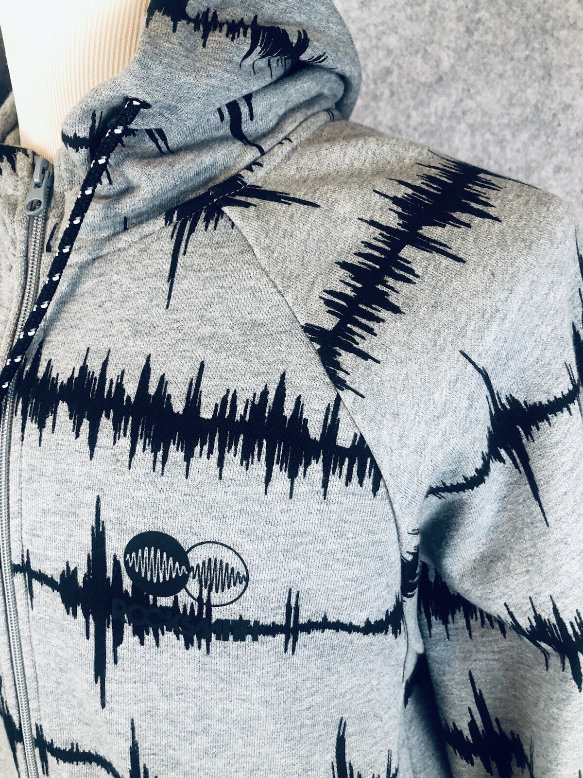 ROCKSMITH Hoodie Size L All Over Sound wave Print 90s Grunge Music Hip Hop