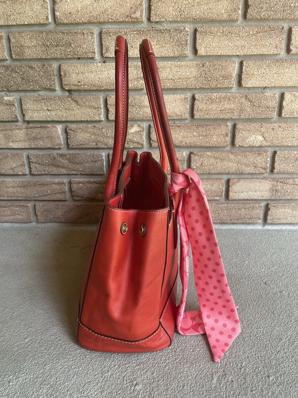 Vintage Y2K Coach Madeline Leather Turnlock Tote