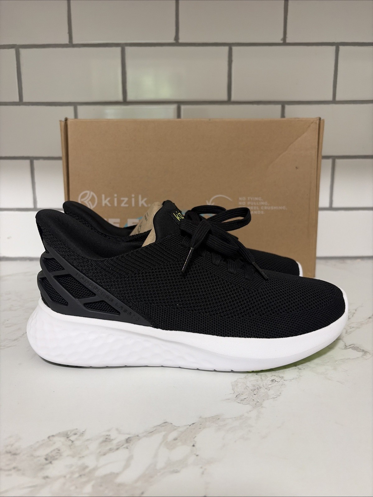 Kizik Athens Black Outsole Unisex Athletic Sneaker Size M 5.5 / W 7 Slip On NEW