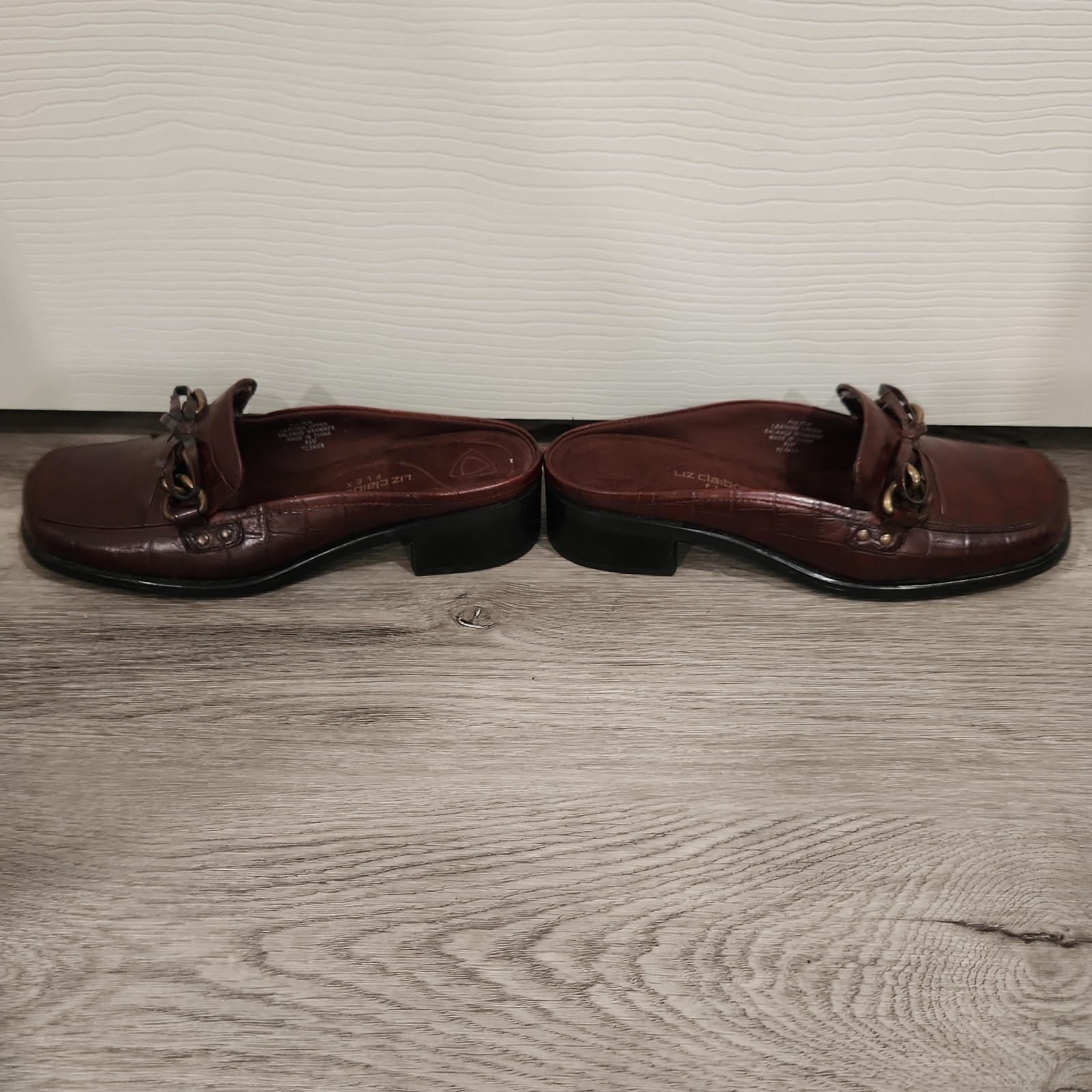 Vintage Liz Claiborne Flex Brown Loafer Mules Bow Chains Leather Sz 6.5M Fulton