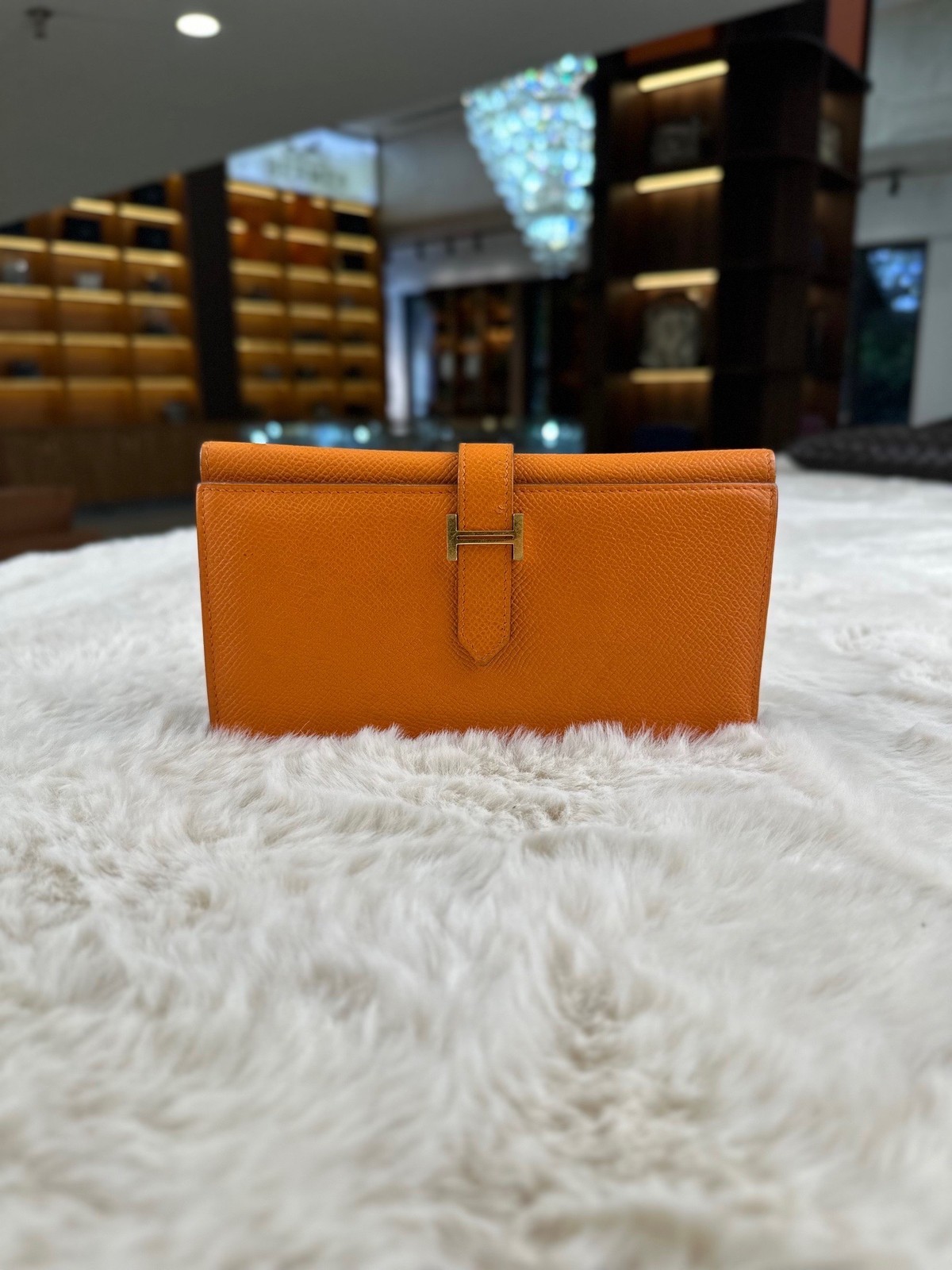 Hermes Pre-Owned Authentic Long Wallet Length 17 cm, width 1 cm, height 9 cm