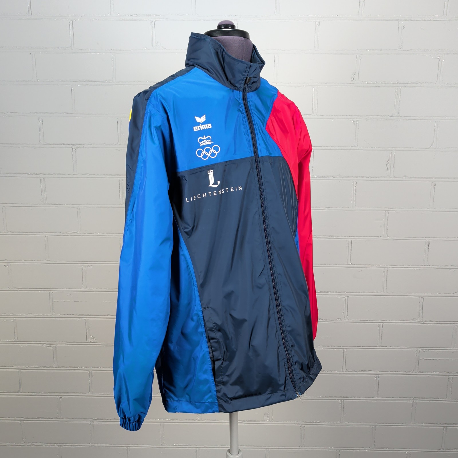 Erima Liechtenstein Olympic Lightweight Raincoat Jacket Blue Red Men Large 42 in
