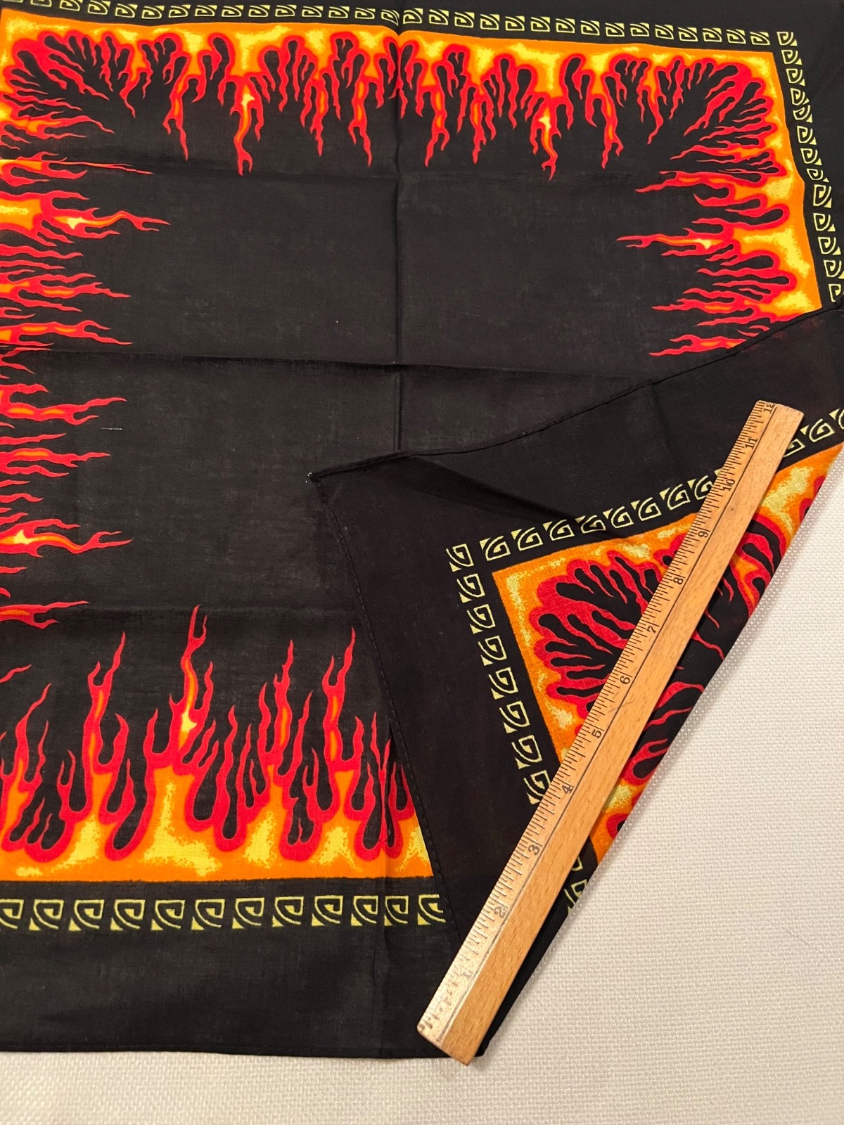 Cotton Bandana Flame Burst Fire Black Red Orange Yellow 21″ x 22″ NOS Never Used