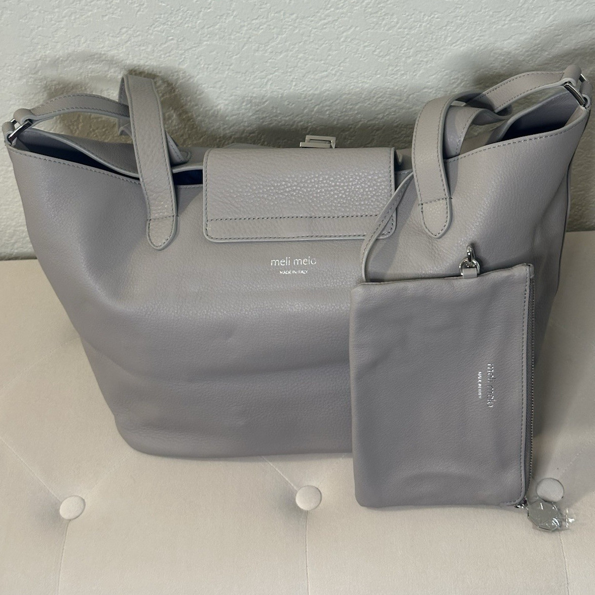 meli melo Gray Shoulder Bag w/ Zip Pouch, Inner Pockets, Silver Hardware