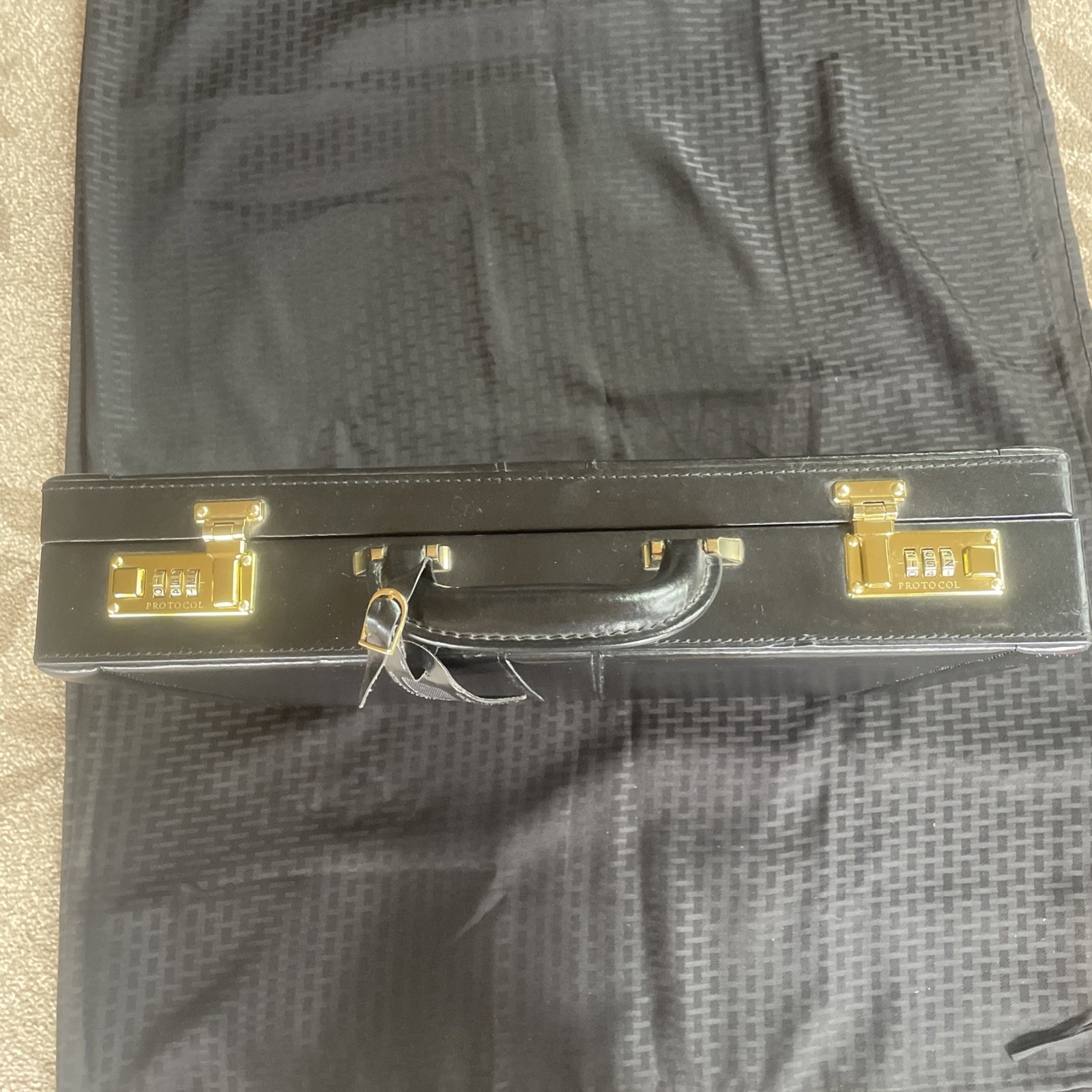 Vintage Protocol Black Hard Attache Briefcase 18″ Dual Combination Locks Clean