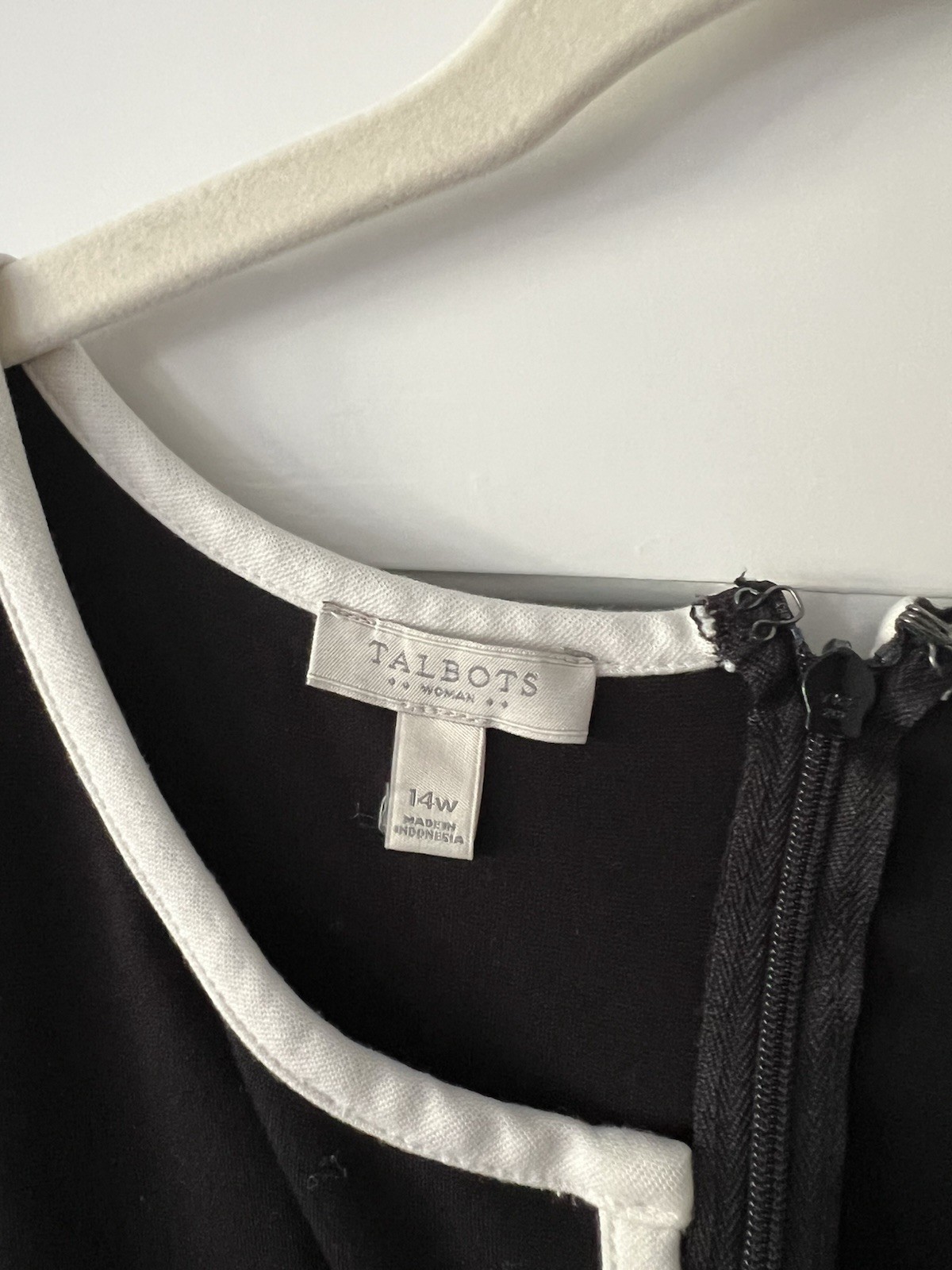 Talbots Black White Colorblock Pencil Dress Sleeveless Knee Length Back Zip 14W