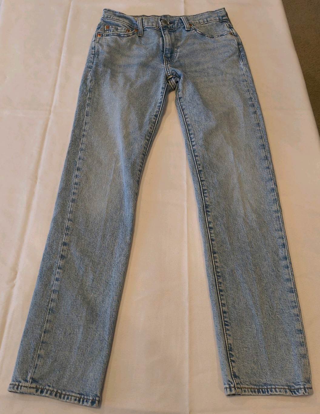 Men’s Levi Strauss & C0. 511 Jeans 27×30 Light Wash