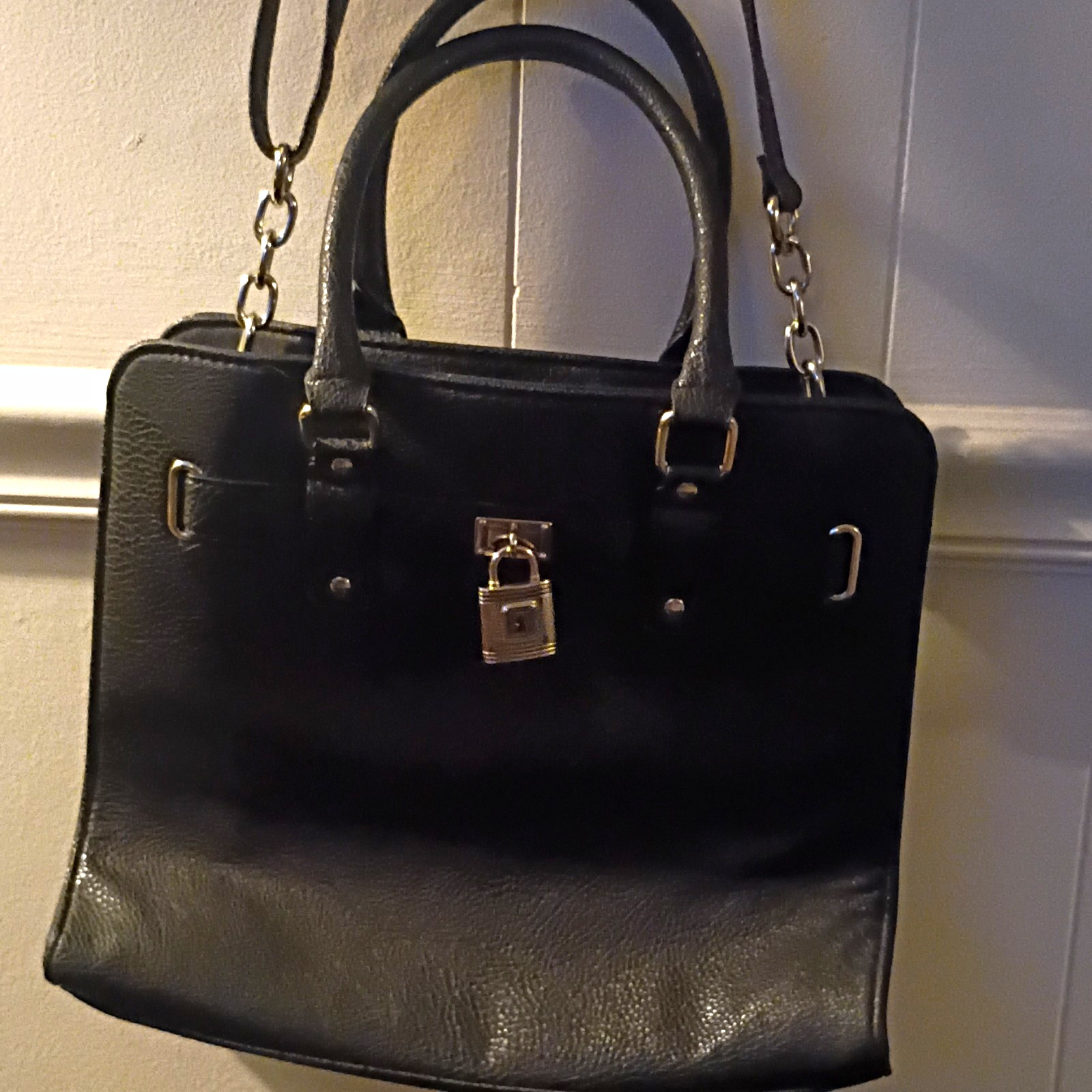 Women’s Black Pebbled Satchel Top Handle, Detachable Strap, Snap Zip, Lined