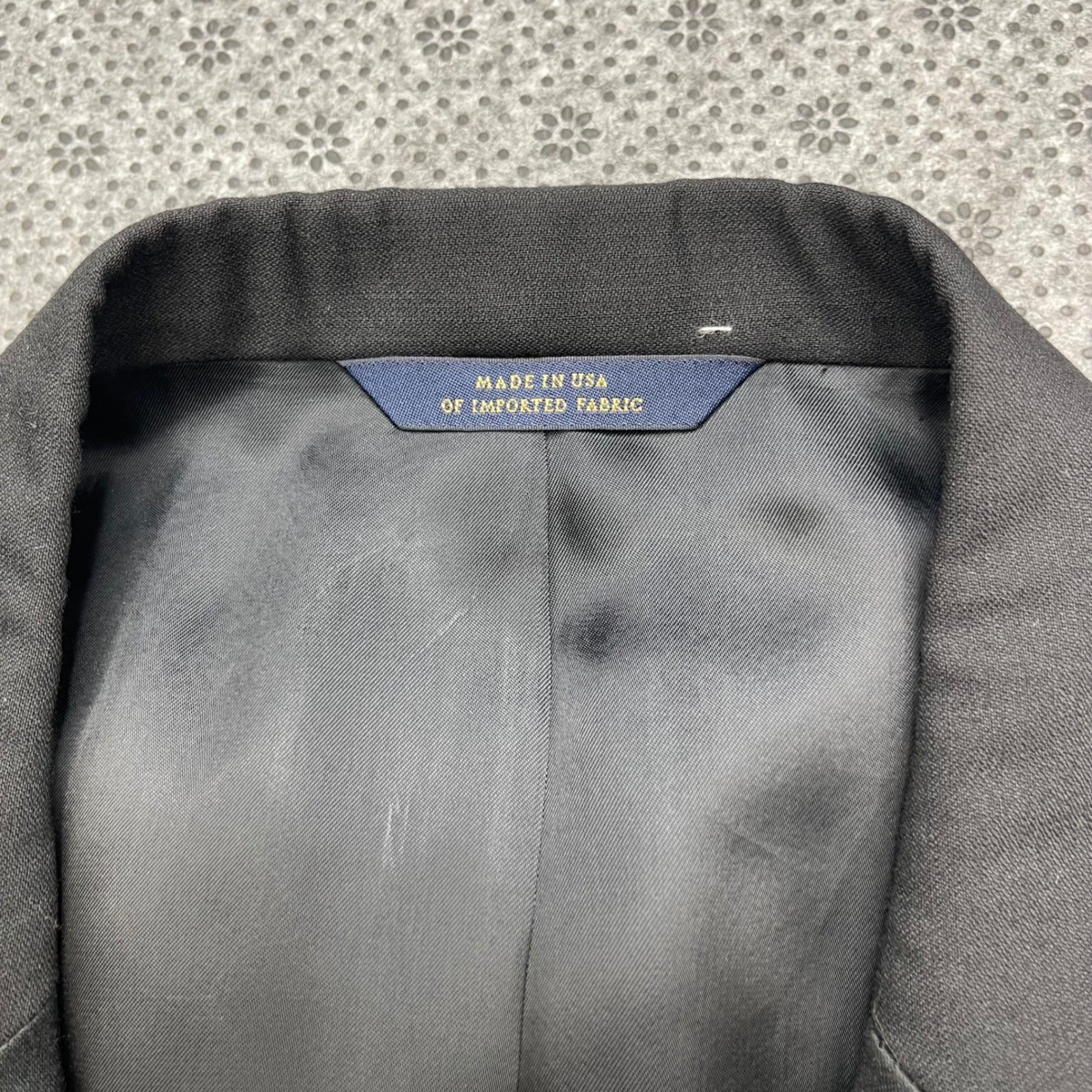 Brooks Brothers Mens 42R Black Wool Tuxedo Jacket Satin Peak Lapel Made in USA