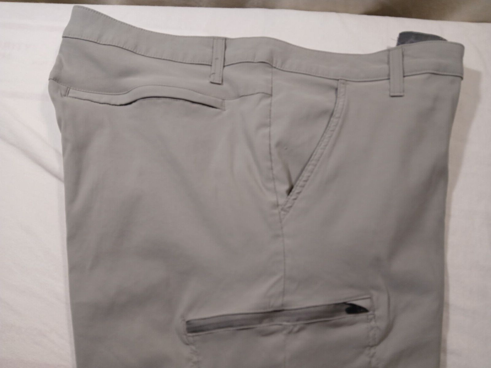 Weatherproof Hike/Casual Zipper Cargo Shorts 40×11 Color Gray 95%Nylon/5%Spandex