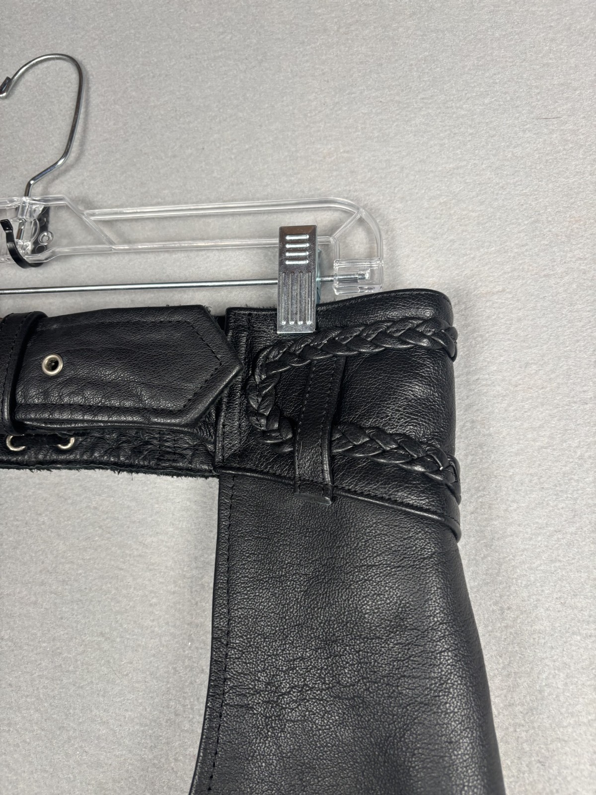 MOB Classic X4 Leather Chaps Womens Medium Biker Motorcycle YKK Zip Collection