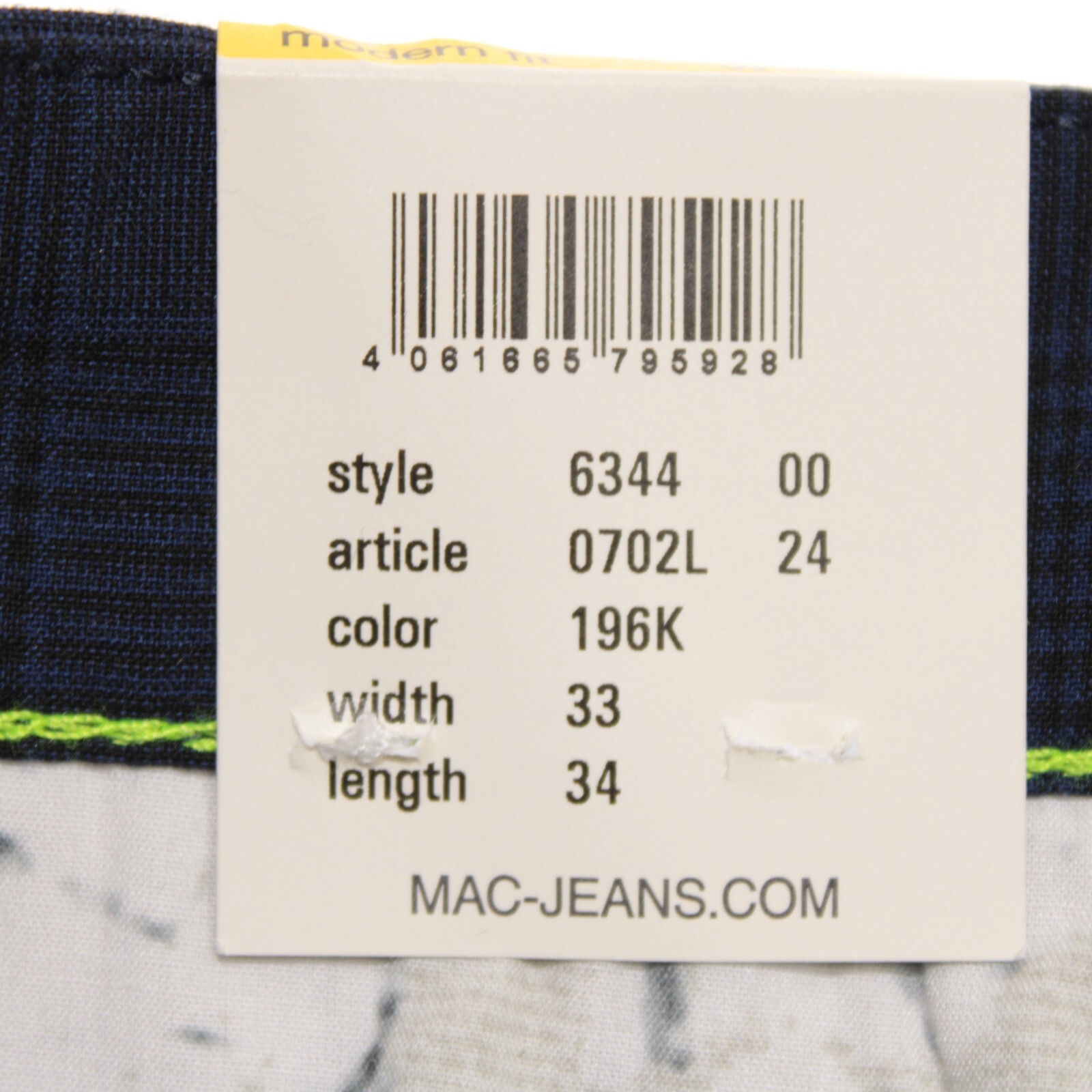 Mac Jeans NWT Chinos / Casual Pants Size 33 US in Blue Polyester Blend