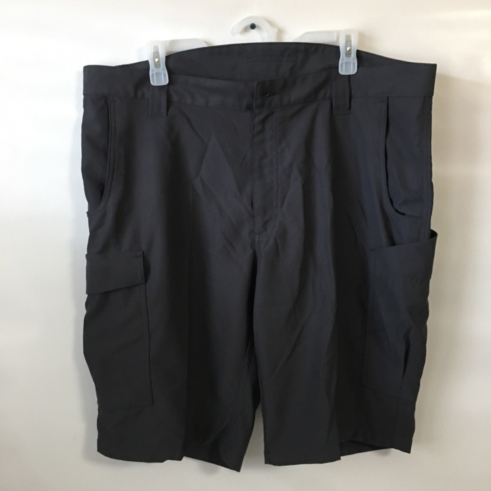 NEW Cintas Ultimate Cargo Shorts Pants Work Uniform Mens 40×12 OEKO-TEX 100 Gray