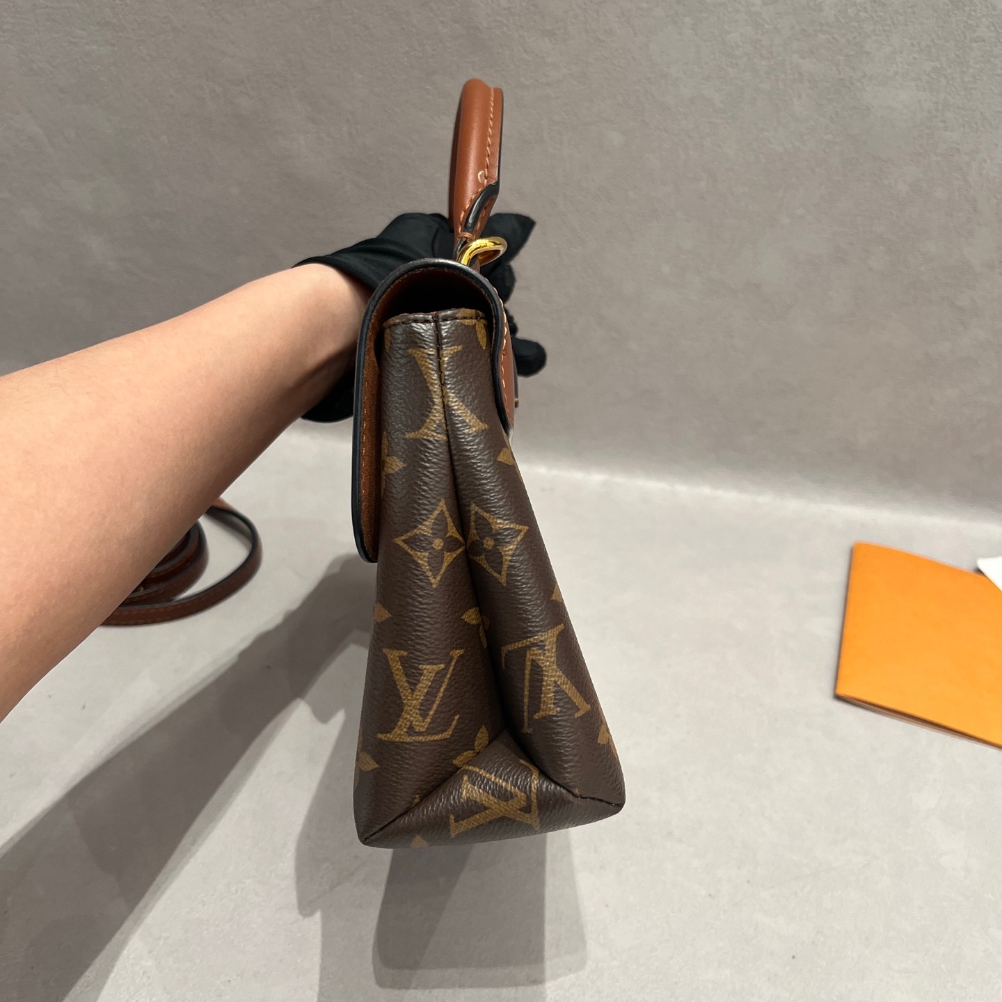 Louis Vuitton Locky BB Small Brown Monogram Caramel Top Handle Crossbody US Ship