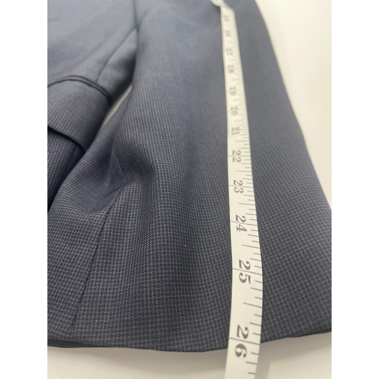 Hickey Freeman Traveler 2 PC Suit Mens 46R 38×31 Solid Navy Blue Soft Light Wool