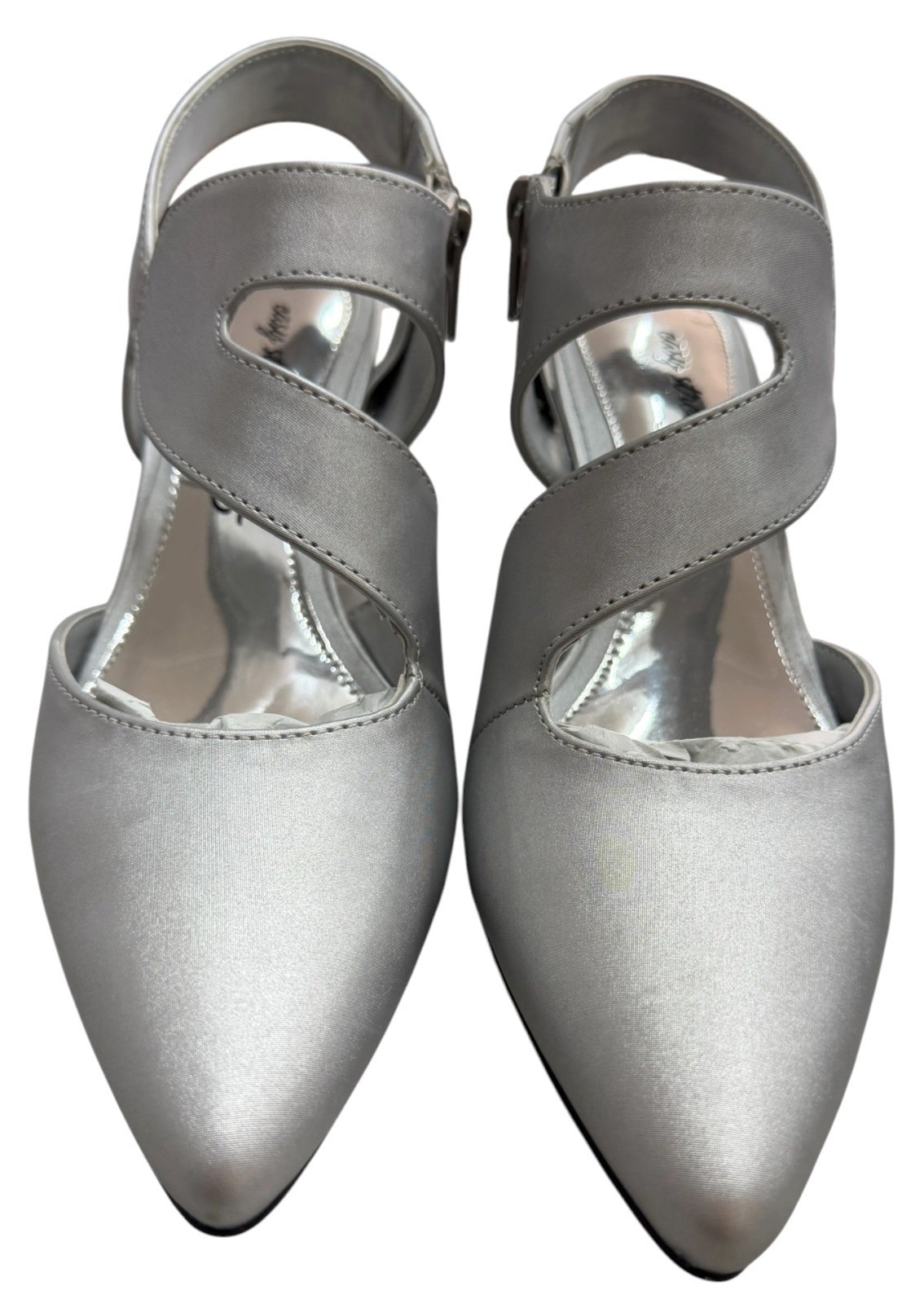 Easy Street Alive Women’s Satin Silver Strappy Kitten Heel Shoes Size 6.5M NWB