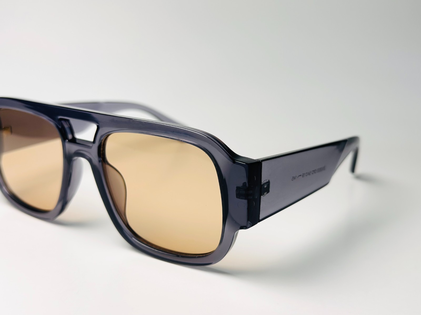 Black Oversized Square Sunglasses Champagne Lens Retro Shades for Women Men