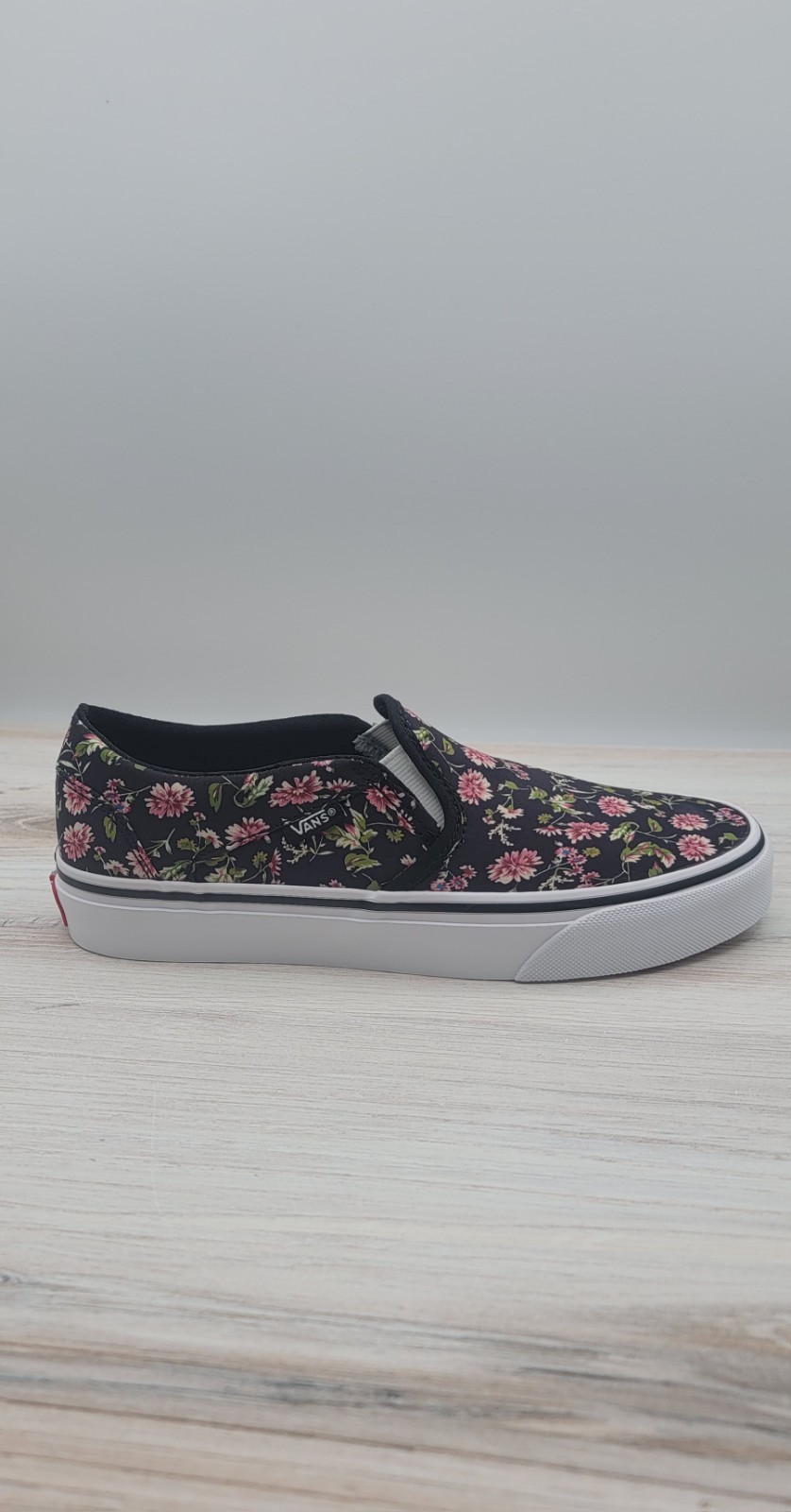 Vans Asher Dark Floral Black Multi Canvas Slip On Women’s Size 7.5 NWB