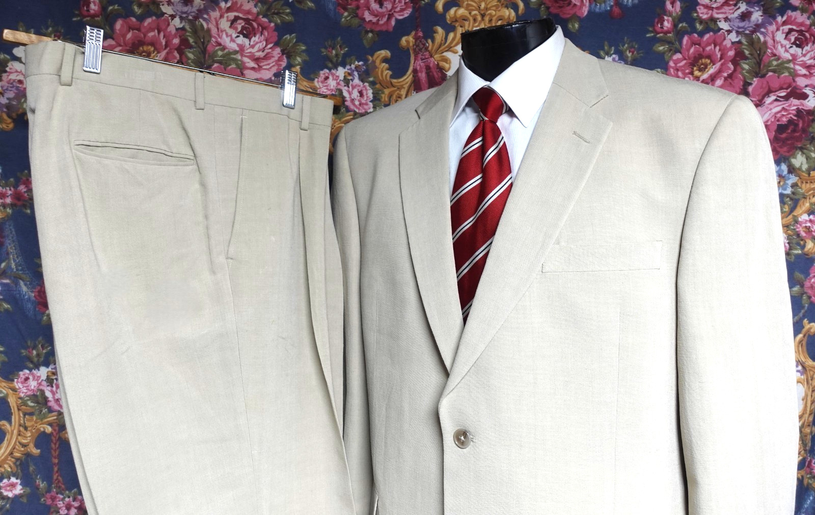 Axcess Classic-Fit Beige Suit 46R