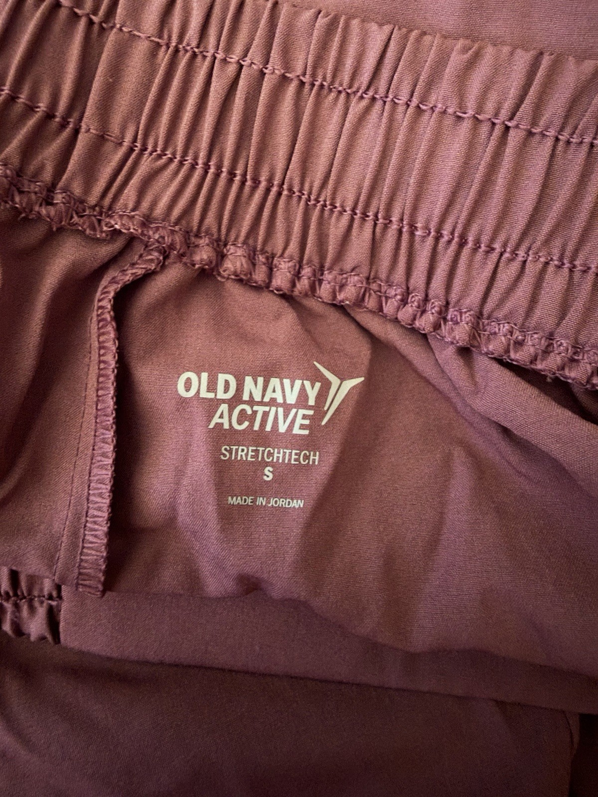 Old Navy Active StretchTech Women’s Burgundy Jogger Pants S Elastic Stretch