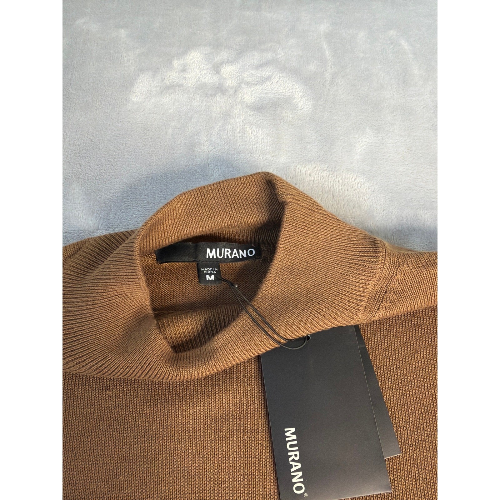 Murano Mens Camel Brown Mock Neck Sweater NWT Size Medium Lightweight Knit