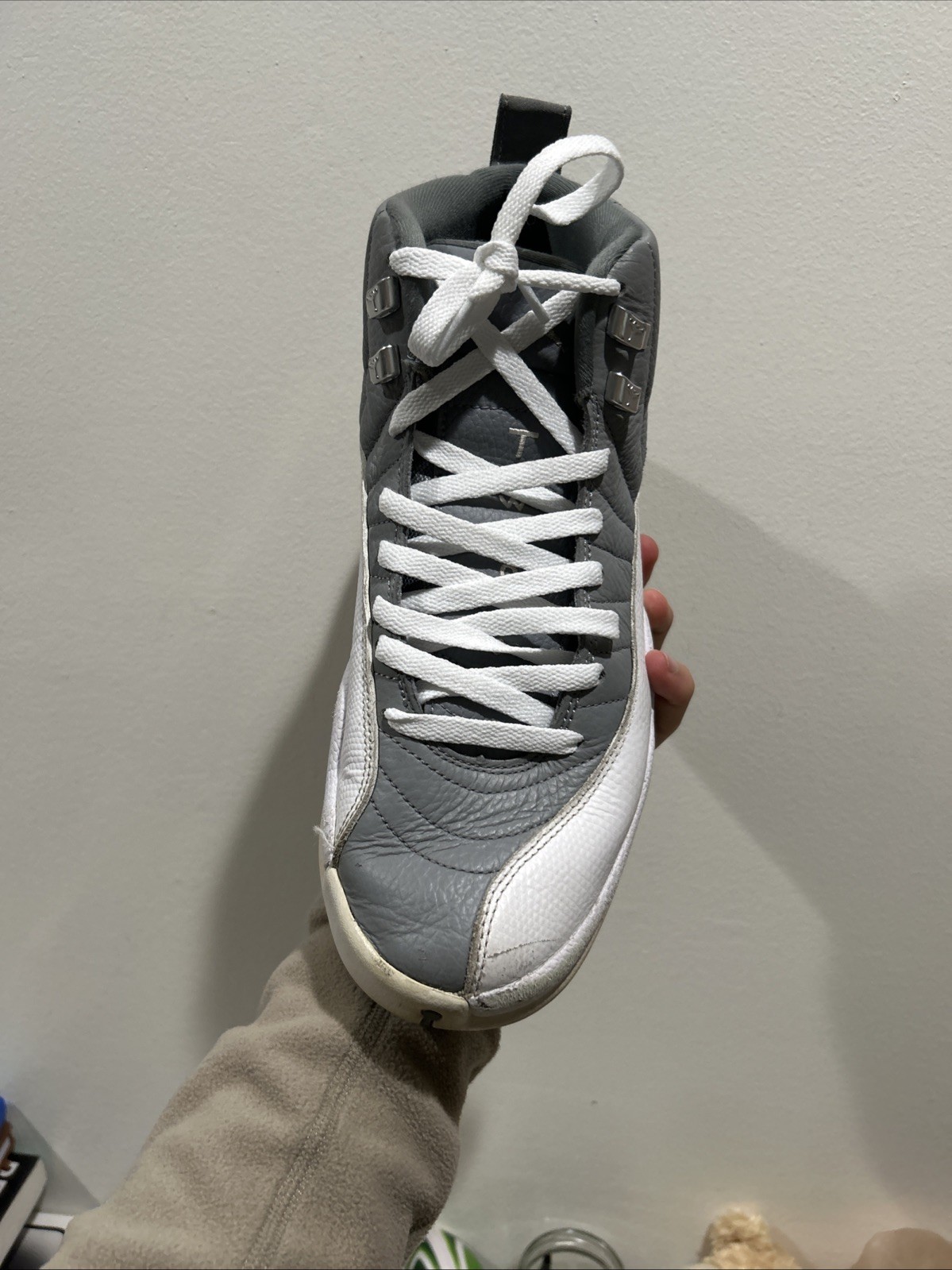 Size 9.5 Men’s Air Jordan 12 Stealth Gray White CT8013-015 2022