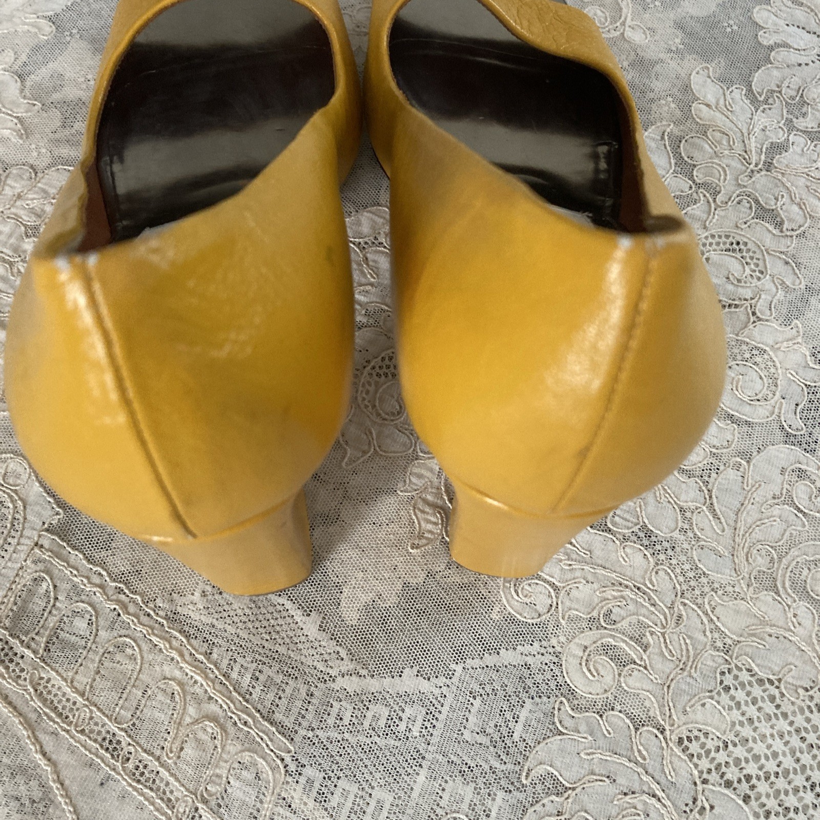 VINTAGE Lanvin Ete 2008 Yellow Patent Leather Metallic Peep Toe Pumps Sz 38 / 7