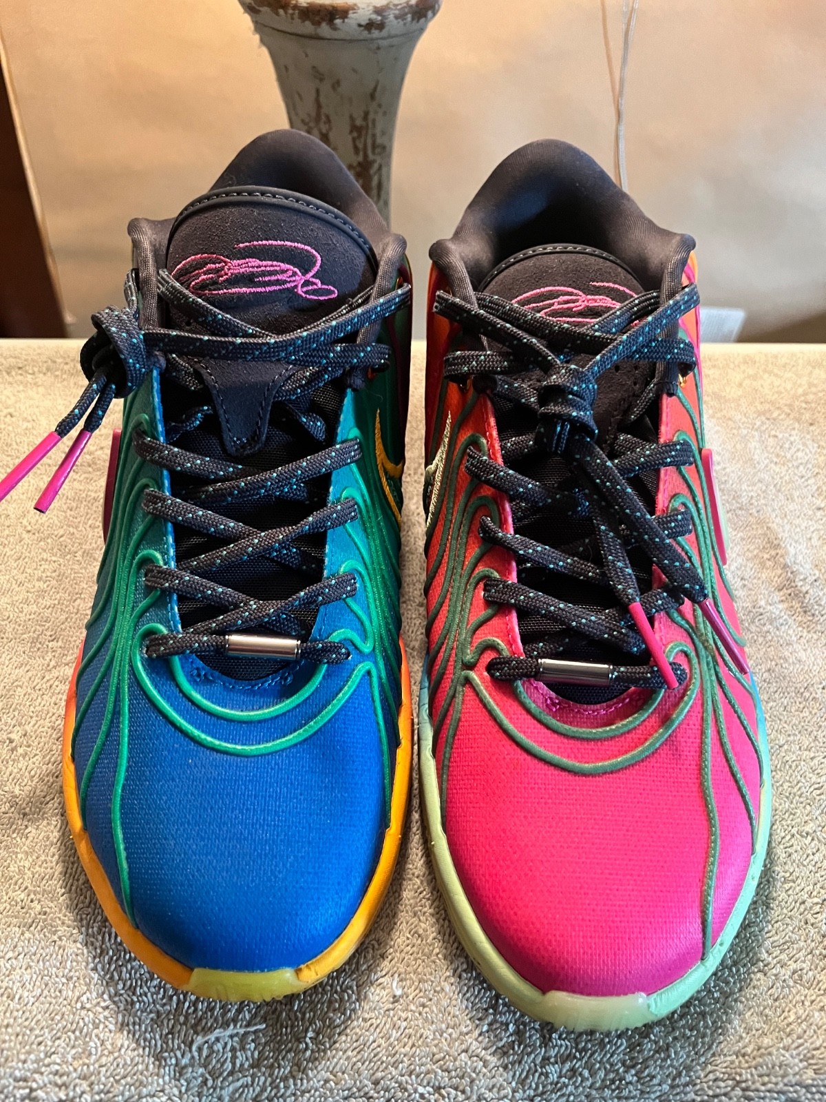 Nike LeBron James optimism XXL 21 multi colored shoes youth 7