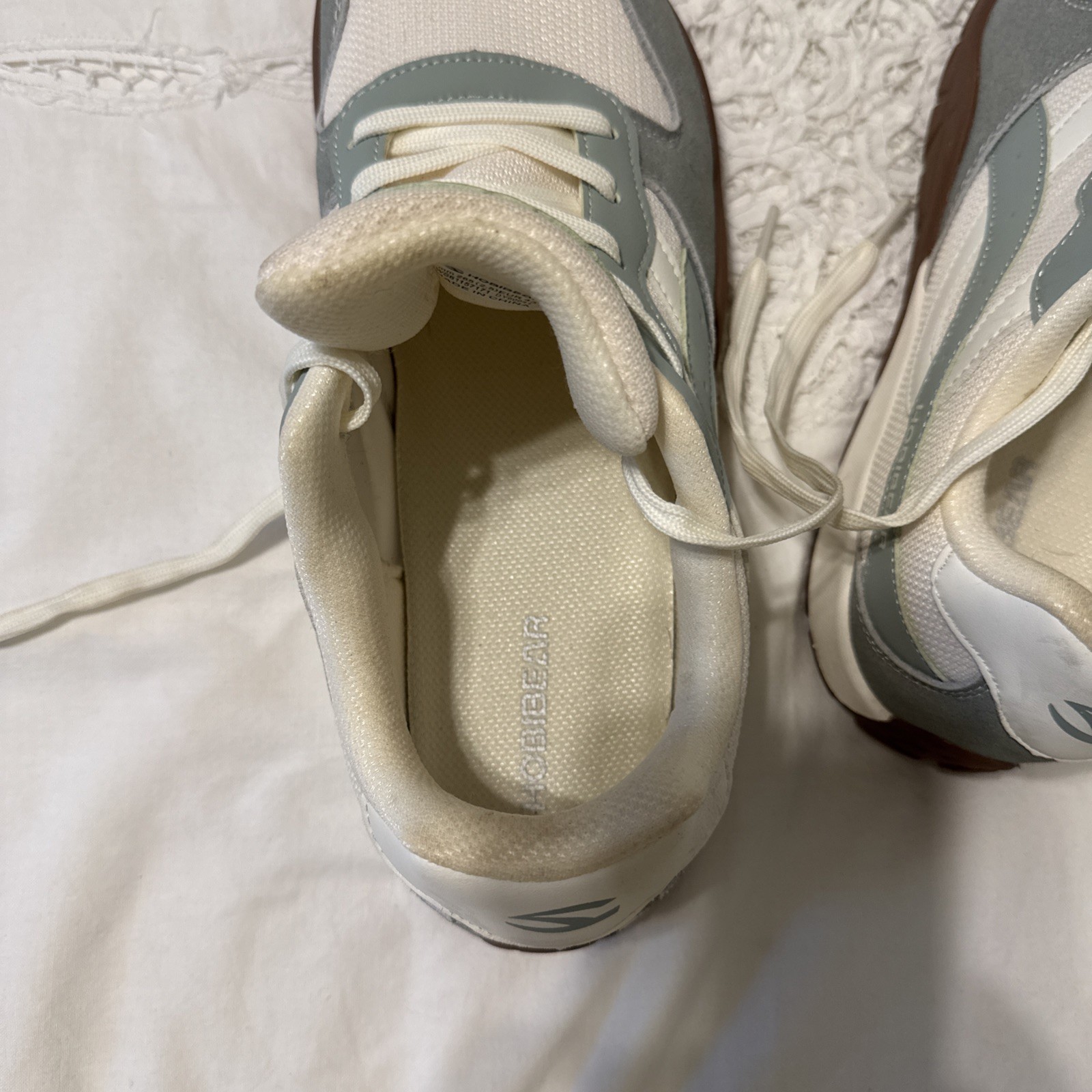 Hobibear Barefoot Sage Green & White Wide Toe Box Sneaker Size 43 M9.5/10 W11/12