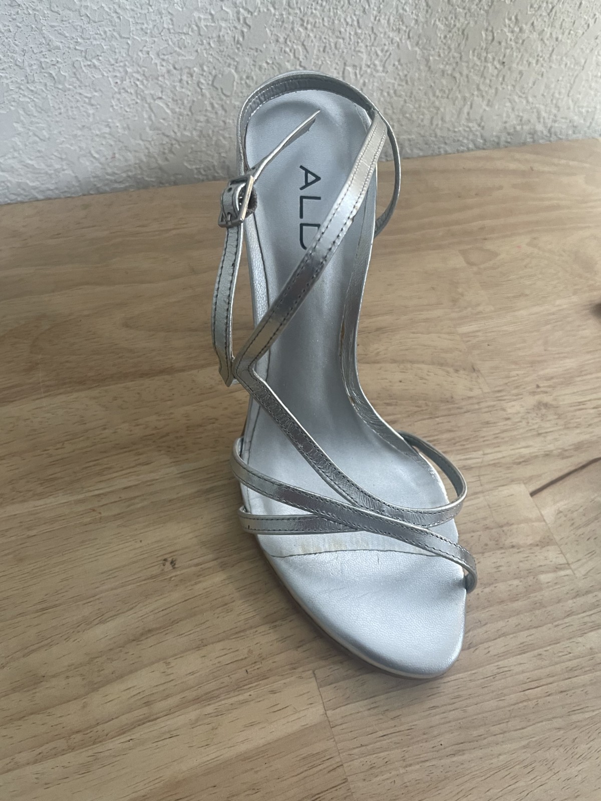Aldo Women’s Silver Open Toe Heel Size 6