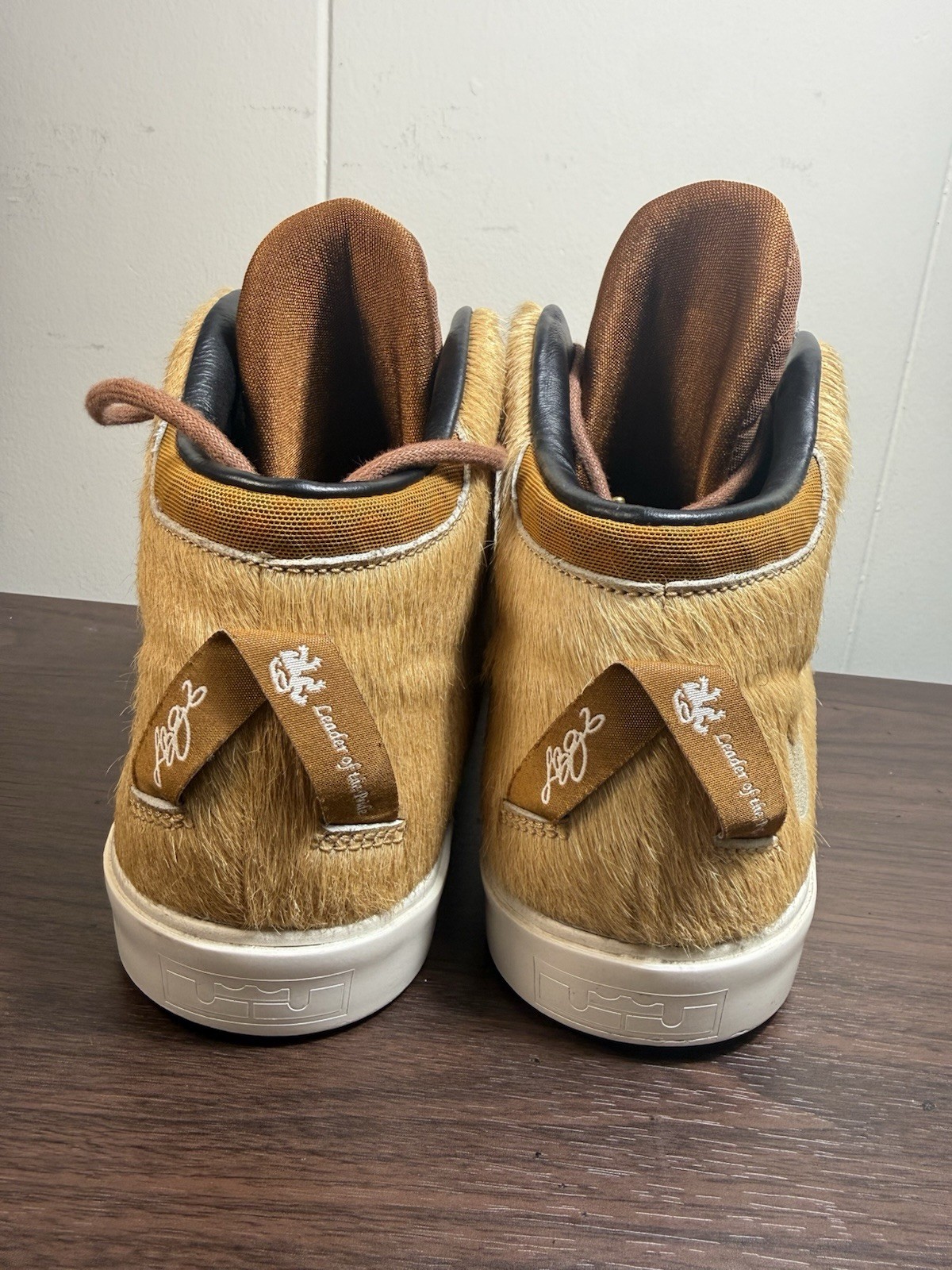 Size 11 – Nike LeBron 12 NSW Lifestyle Lion’s Mane