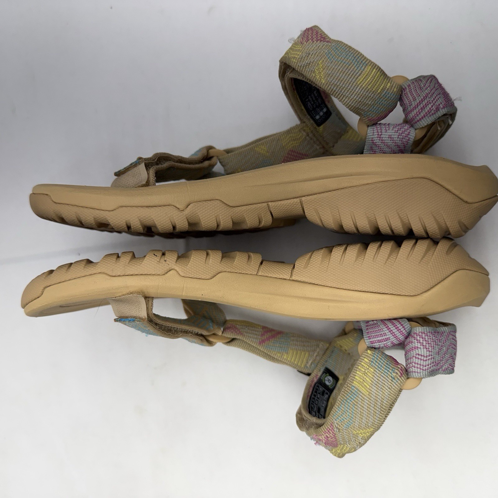 Teva Hurricane XLT2 Borderless Tan Multi Sport Sandals Trail Beach Swim Sz 6